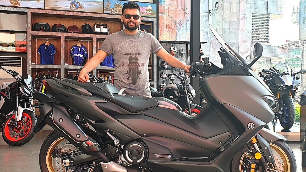 🔥🔥Yamaha's Super Scooter | 2020 Yamaha TMax Tech Max | DCV