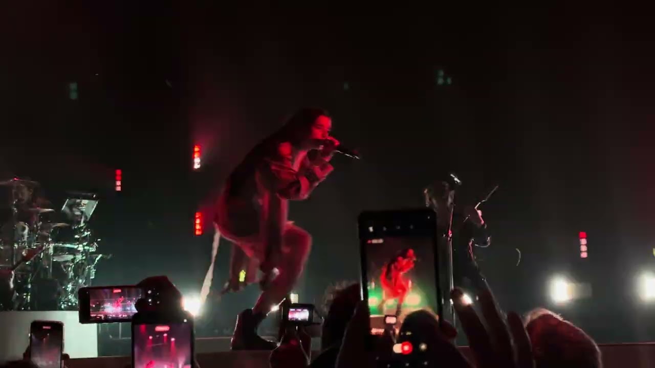 Poppy - from me to u (LIVE @ The Wellmont Theater - Montclair, NJ - 09/04/2025)