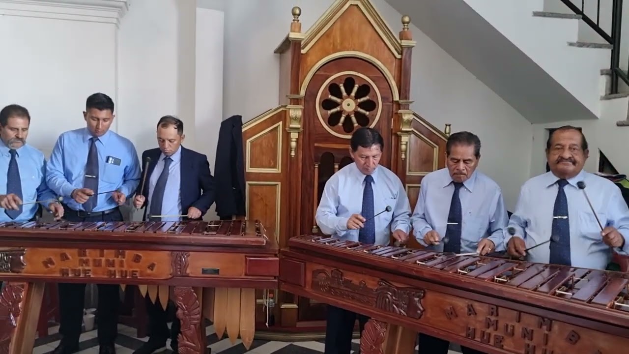 Mis Tristezas   Elíseo Castillo Interpreta Marimba de  la Municipalidad de Huehue