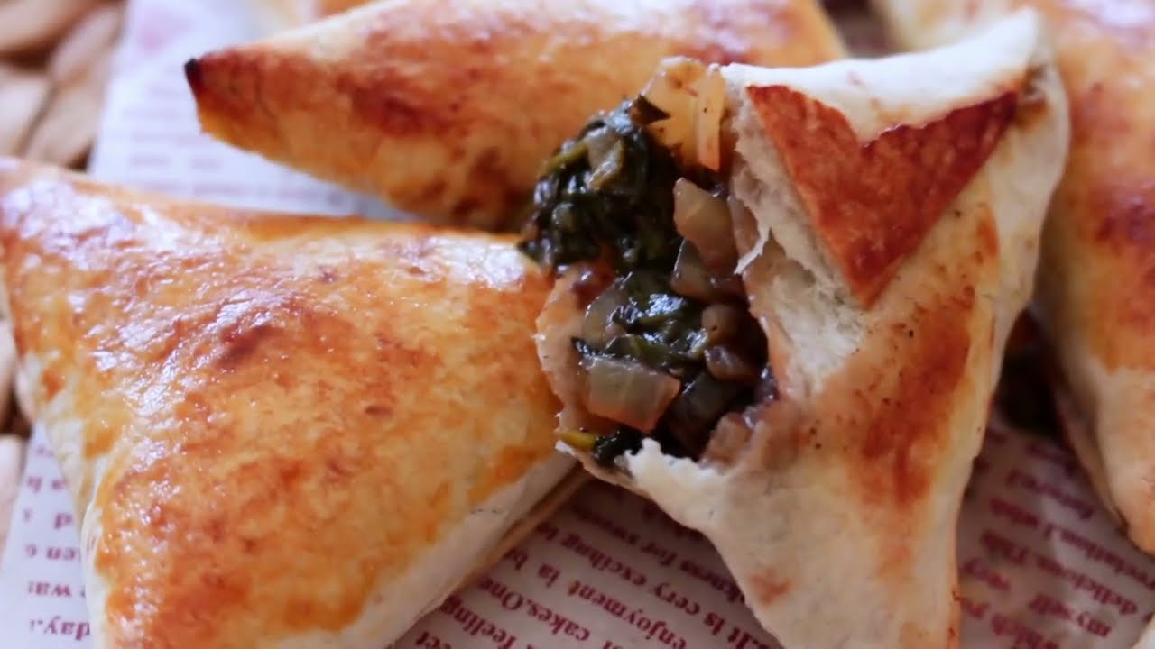 Spinach Pies With Tortilla | فطائر السبانخ السريعة بخبز التورتيلا