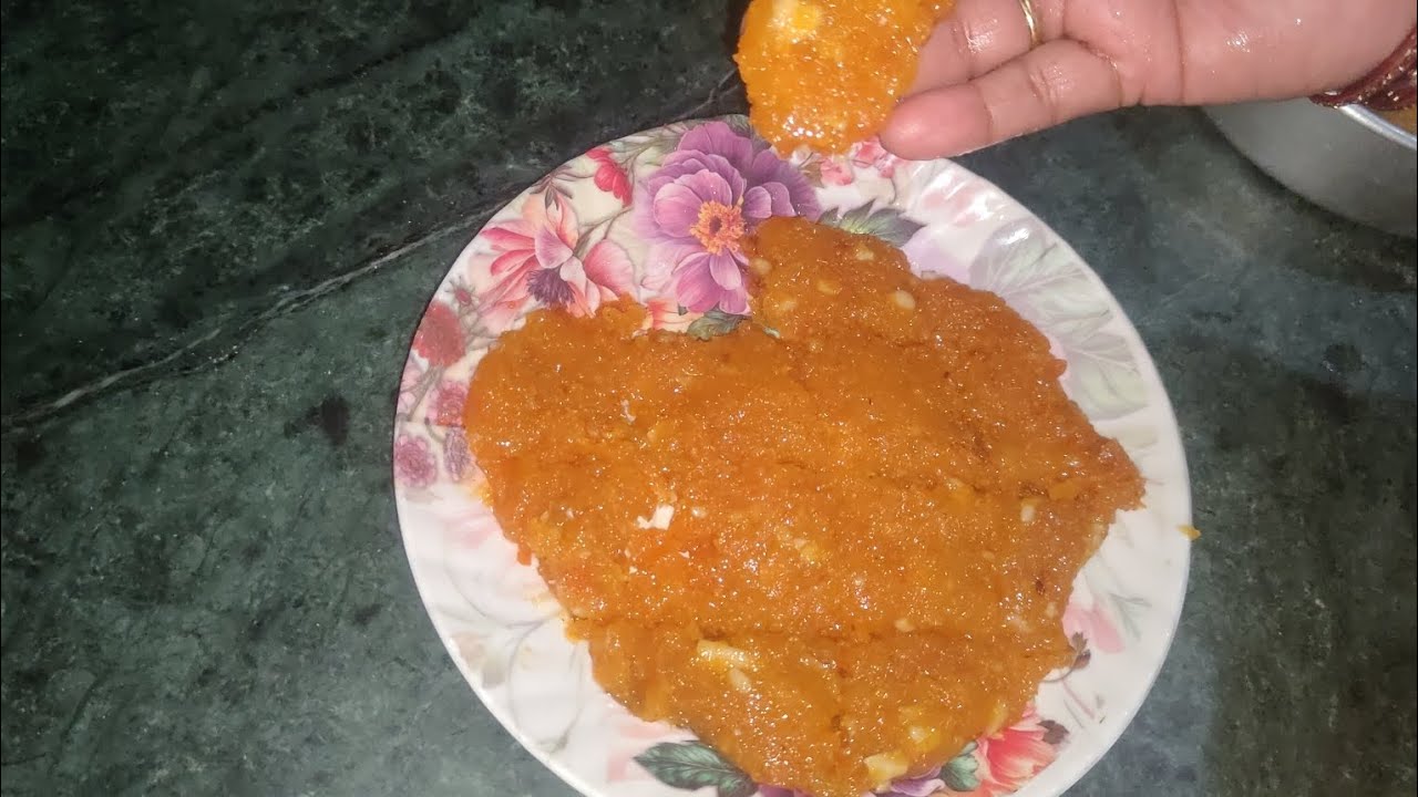 गाजर और मिल्क पाउडर से बनाएं घर पर मिठाई 😋😋😋