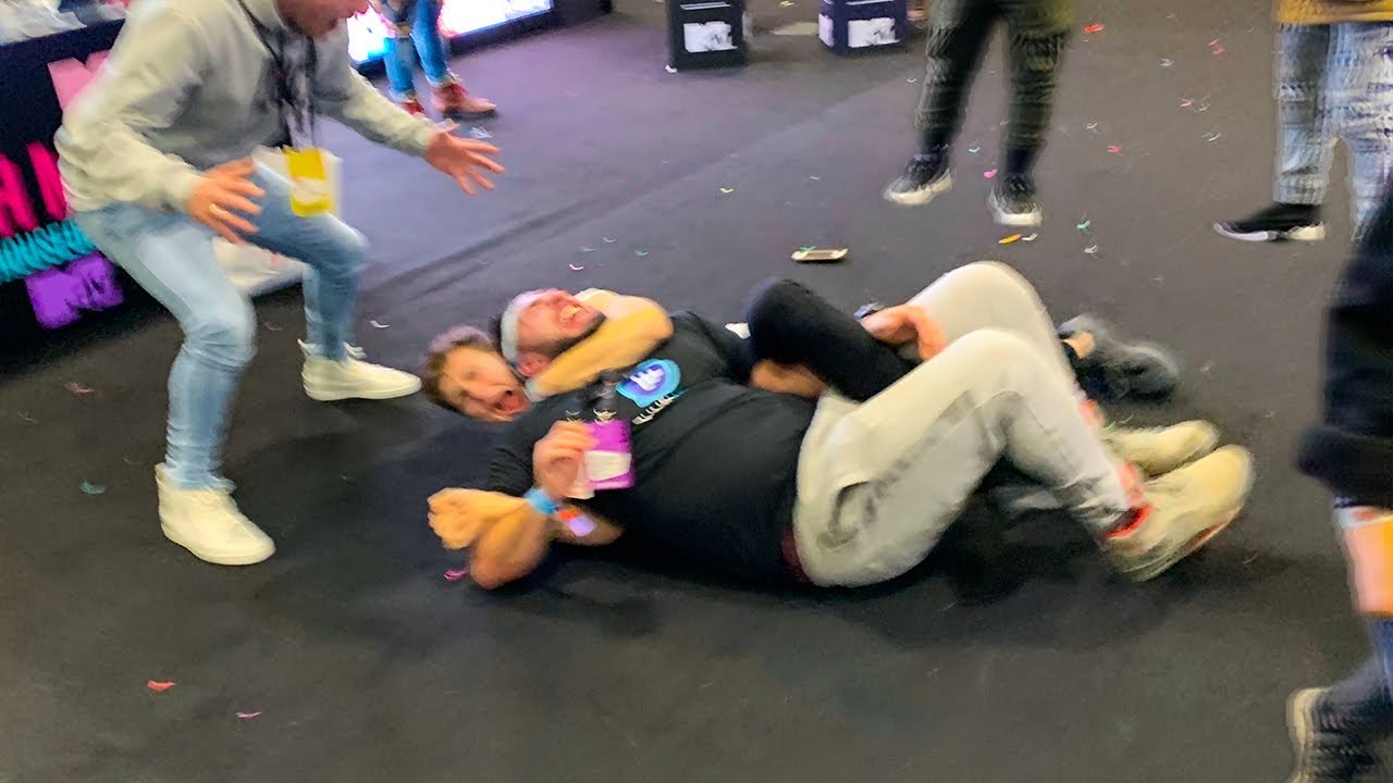 FIGHT BREAKS OUT AT VIDCON 2019!