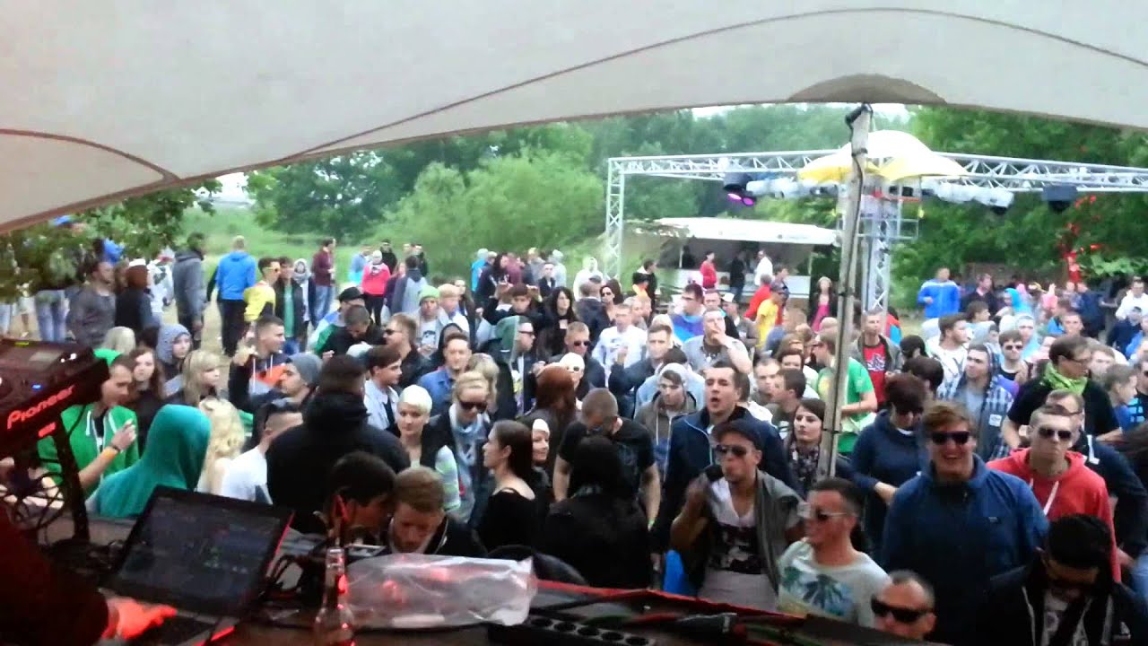 Rich vom Dorf playing @ Tutow open air
