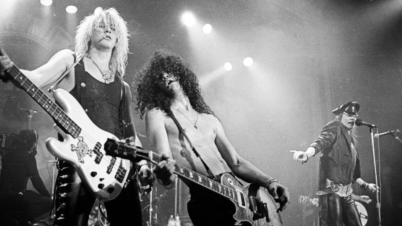 Guns N' Roses - So Fine (GUITAR BACKING TRACK  w/VOICE)