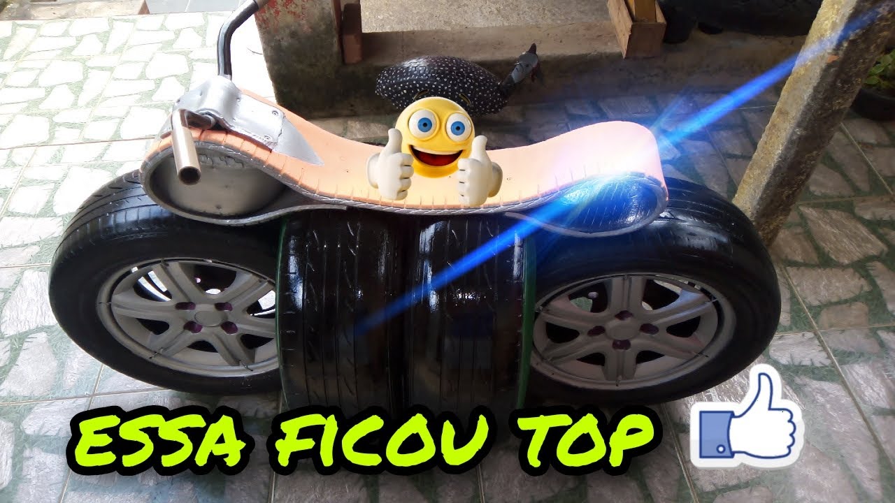 MOTO FEITA DE PNEU