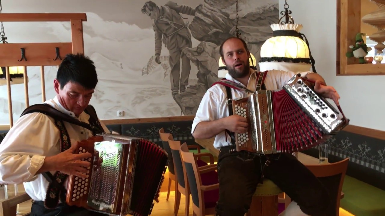 Allgäuer-Jodler-Thannheimer-Tal-Steirische Harmonika-Bubi-Schuler Buam