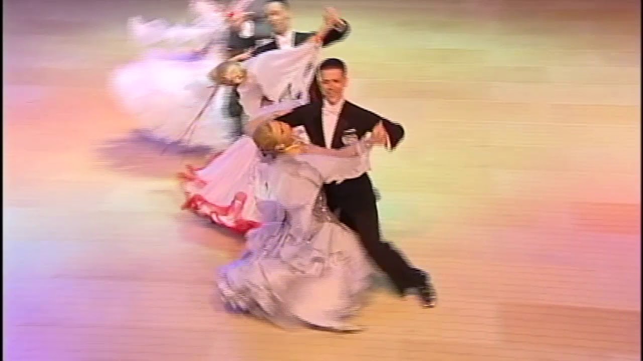 Blackpool 2009 Rising Star - Standard -  Semi-final - Slow Foxtrot