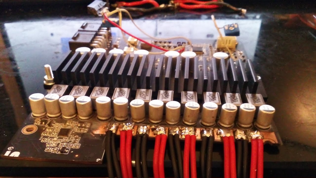 ATI HD5870 + Zombie E-Power GTX580 DC II