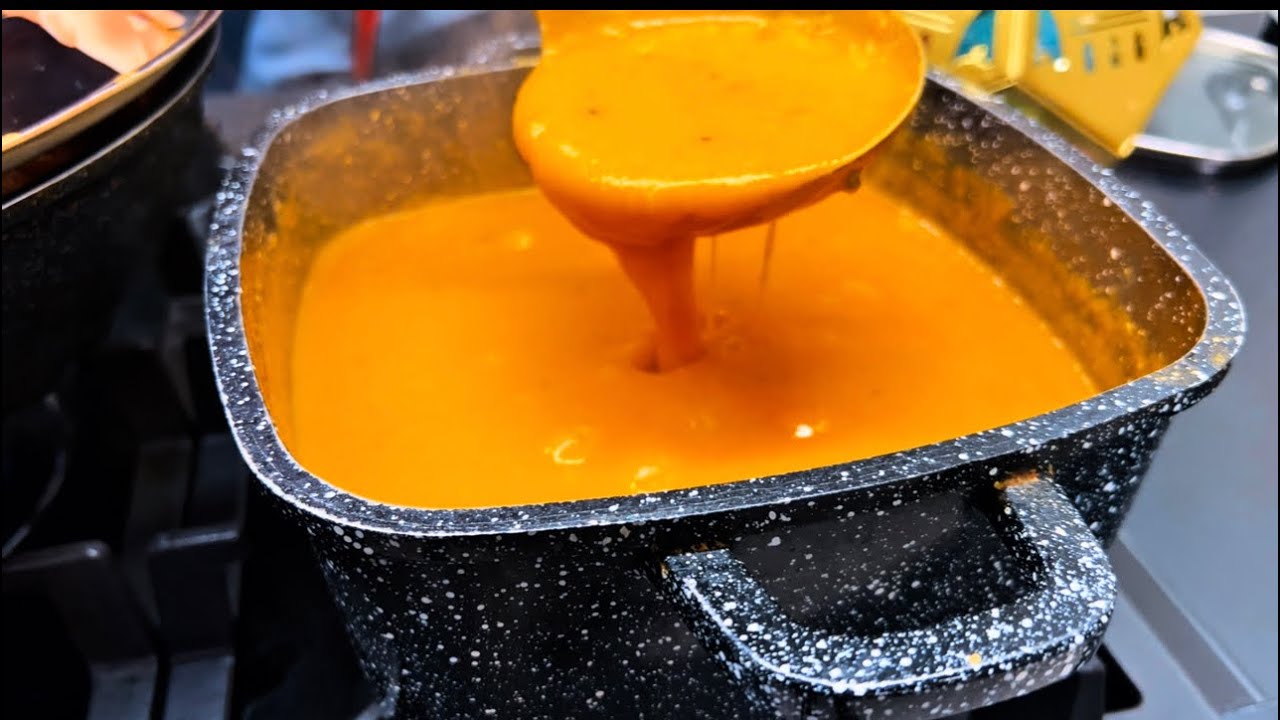 #شوربة عدس على الطريقة التركية 🫶🏻جدا سهلة جدا لذيذة👌 ‏من الأيادي الشيف غفران ام بنين  ￼￼