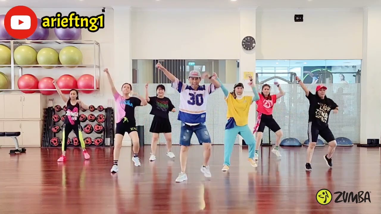 GOLDEN | HUNTR/X (OST. KPop Demon Hunters) | Zumba Choreography | ZIN Arief