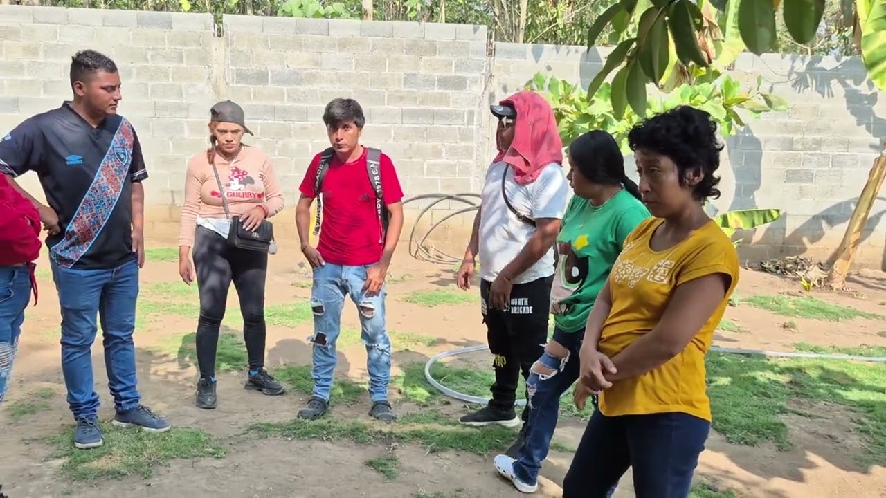 MAYCOL tiene preferencia al otro grupo le da para la comida y a nosotros nada dijo BRAYAN