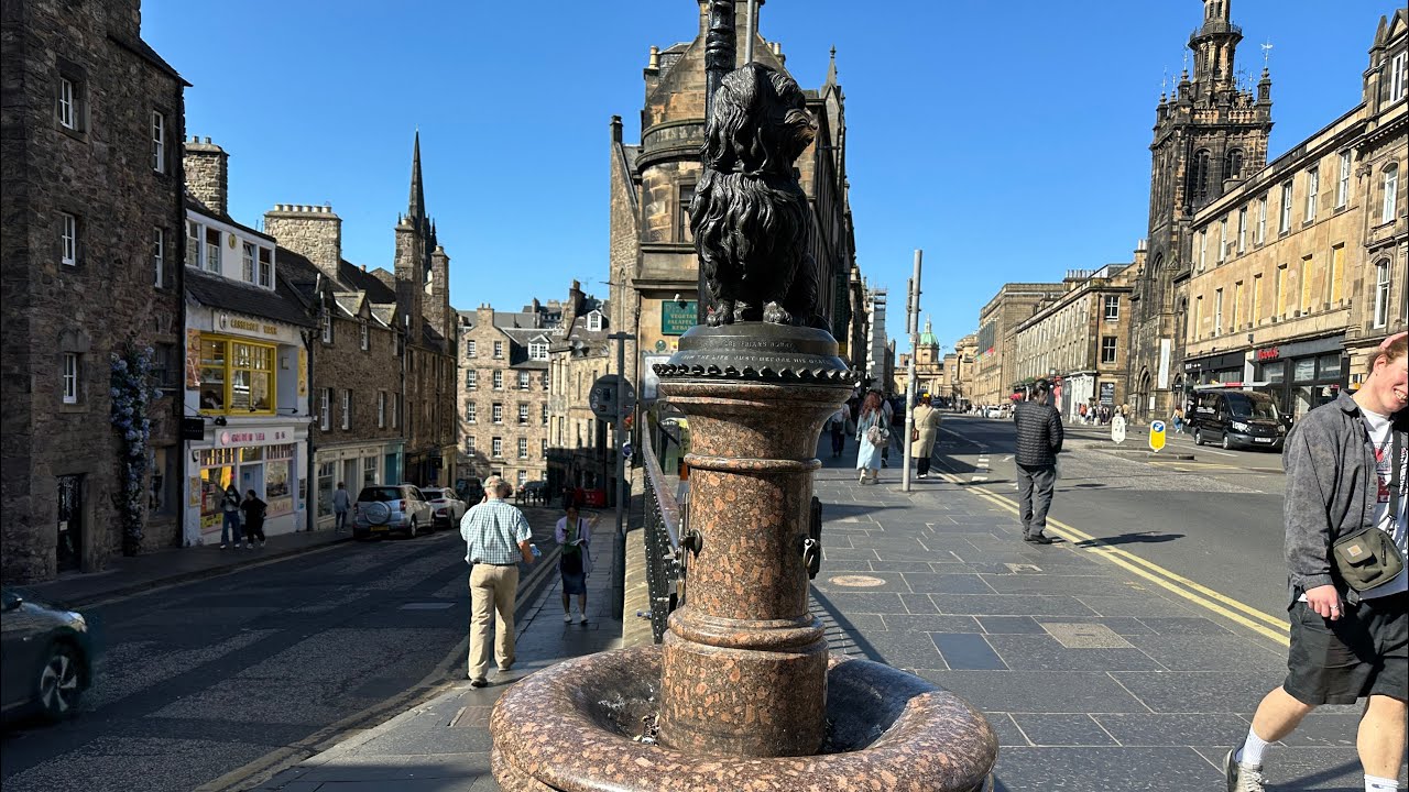 Greyfriar&rsquo;s Kirkyard| Edinburgh, Scotland