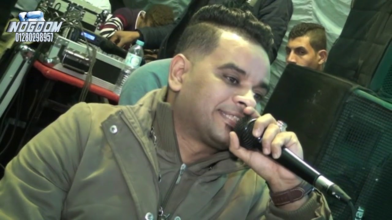 النجم علي فاروق قصر الكلام كله راكب عليدالسلام من فرحه اولاد المعلم نصري تحيات وحده النجوم