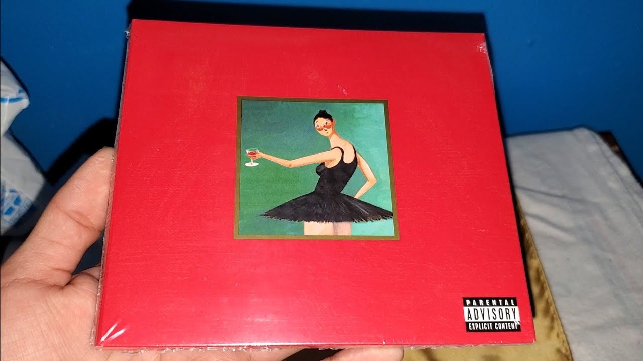 Kanye West - My Beautiful Dark Twisted Fantasy CD unboxing