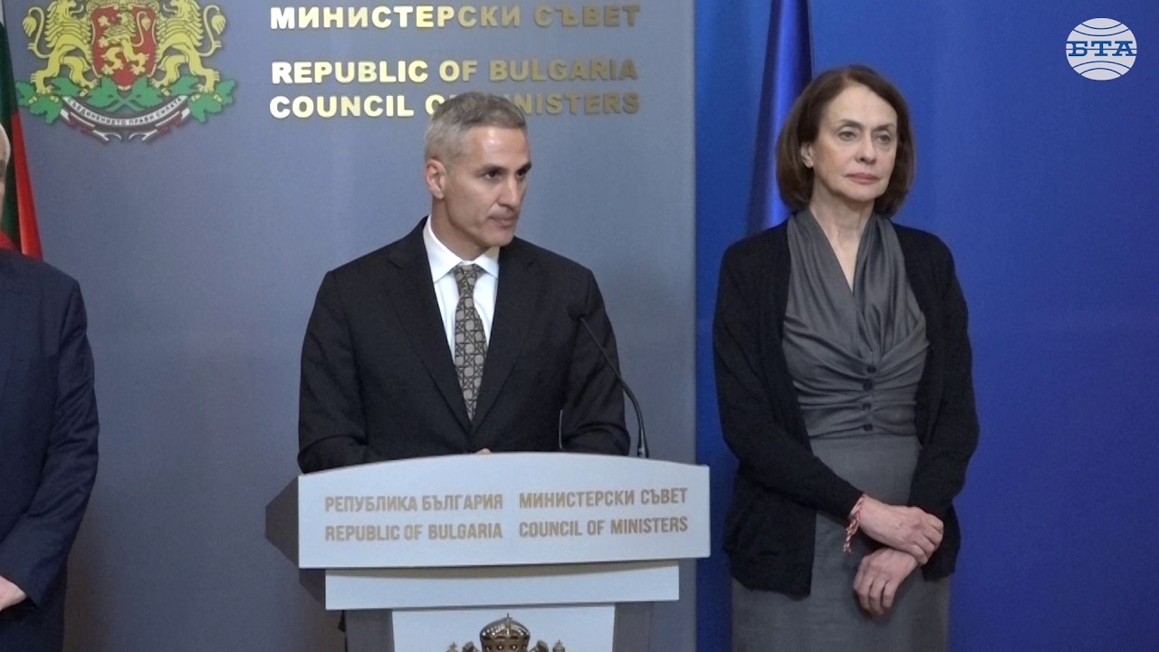 Министрите от служебния кабинет нямат място по партийните централи, каза служебният премиер