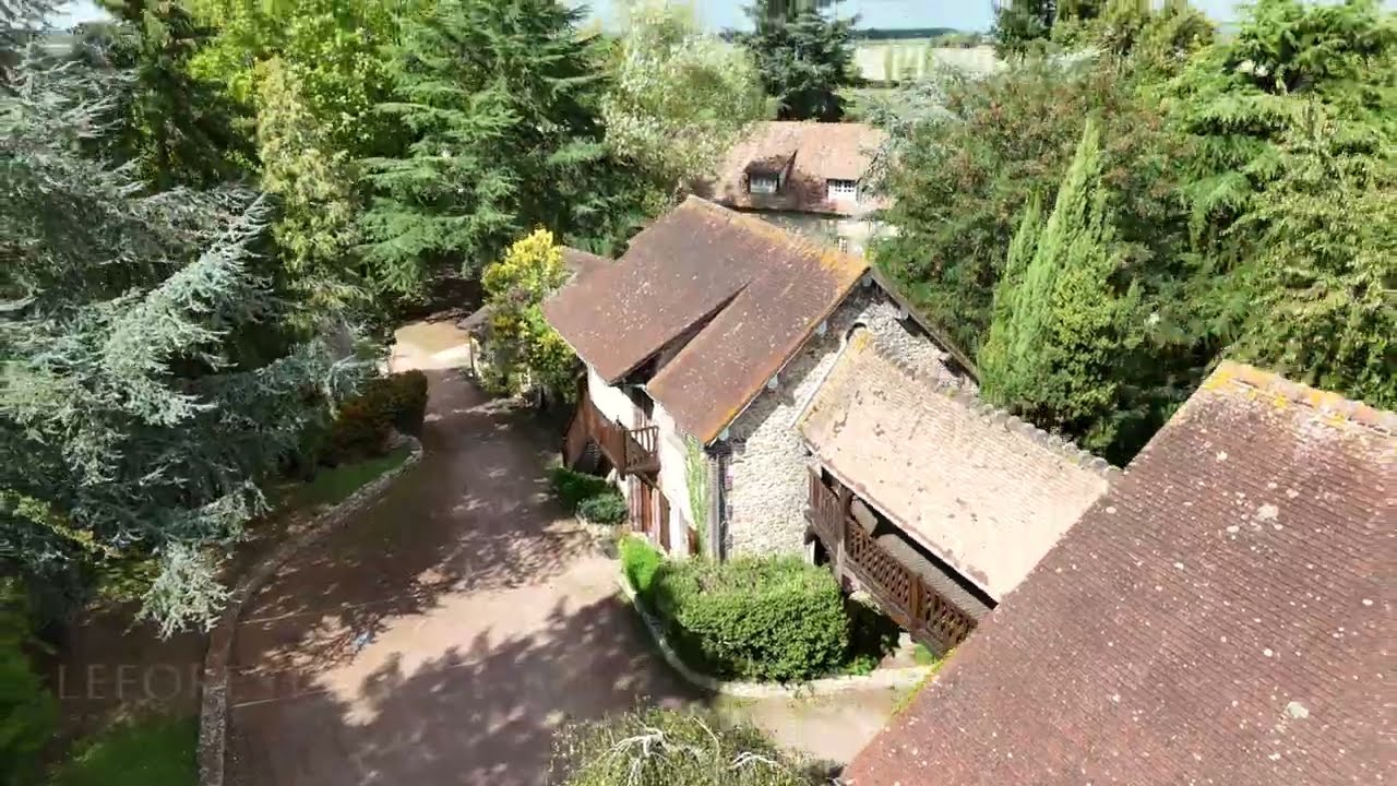 Domaine d’exception à vendre à 1h de Paris