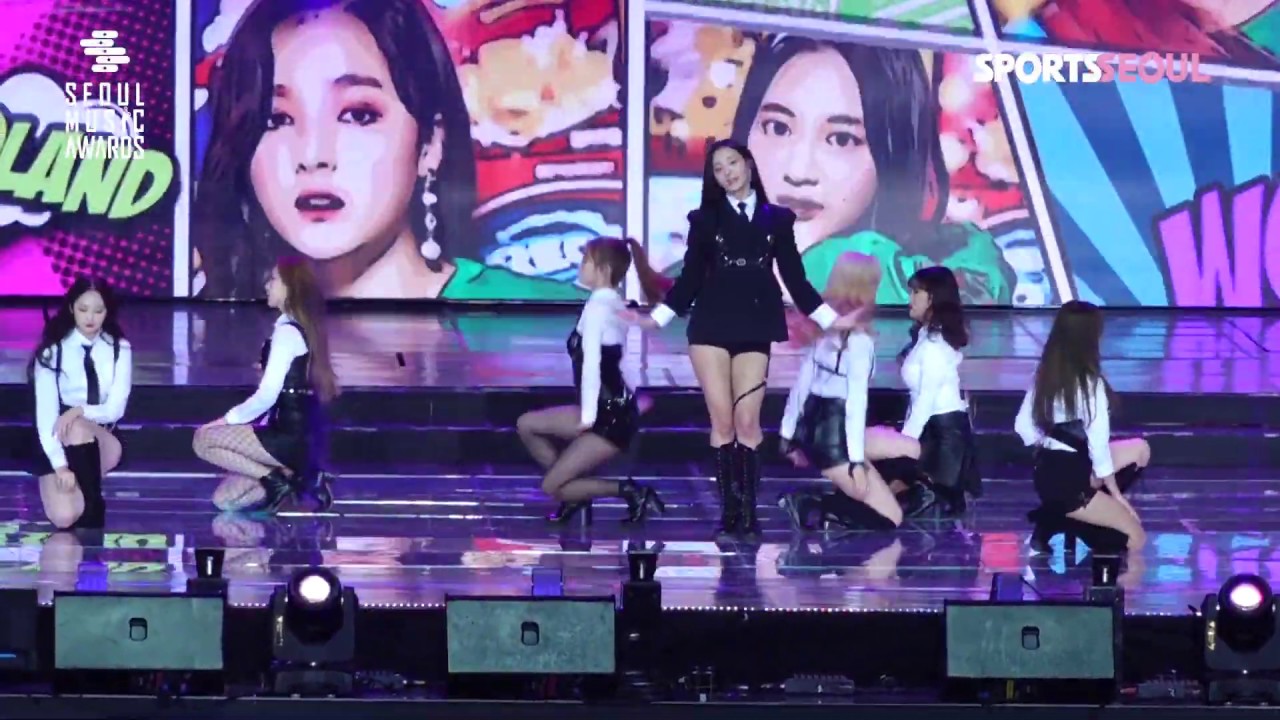 [단독영상] 모모랜드(MOMOLAND), 제대로 흥 터뜨린 무대 직캠 '서울가요대상'
