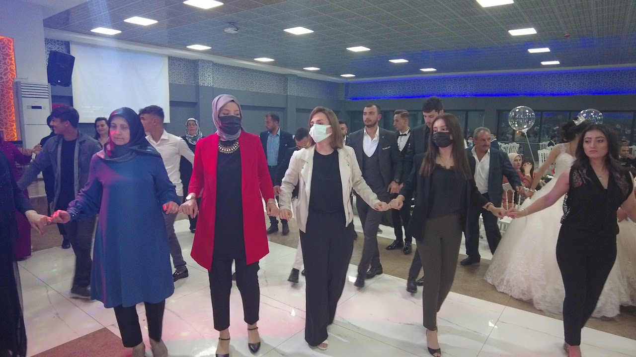 ERHAN UÇAR KÖŞK DÜĞÜN SALONU HALAYLAR