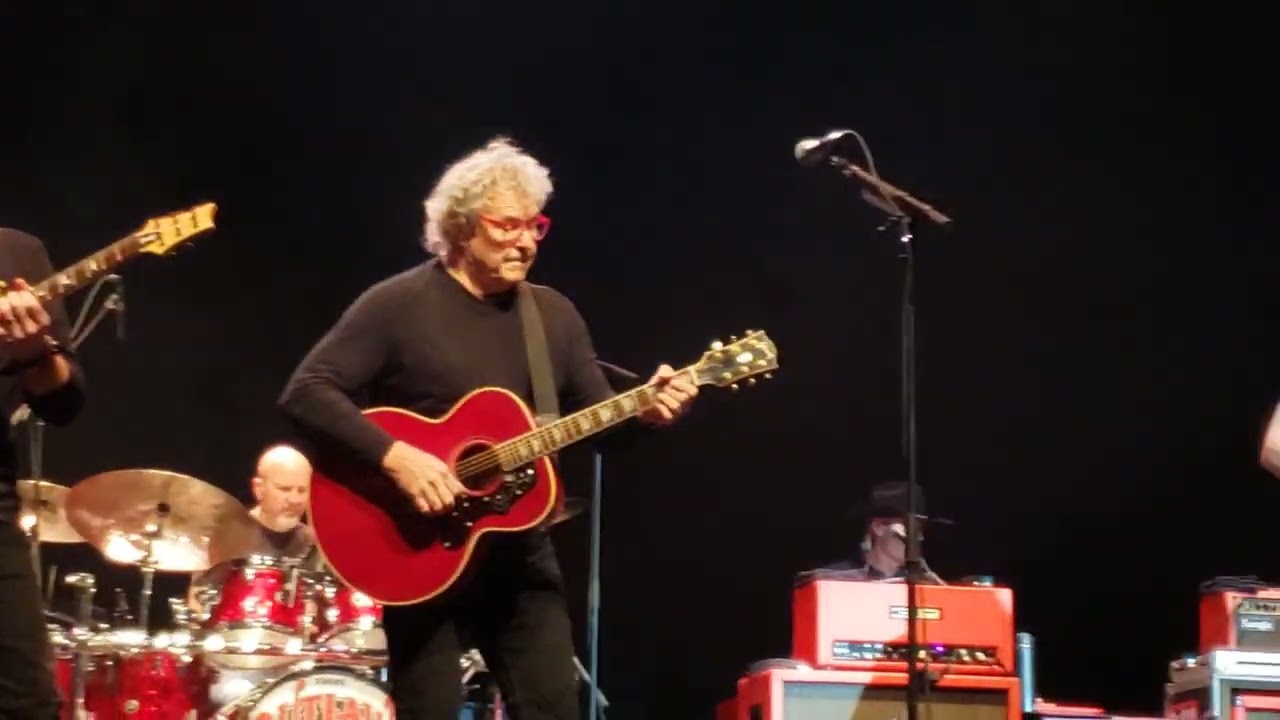 There Goes Another love Song Hurry Sundown The Outlaws Concert Patchogue Long Island NY 2 12 25