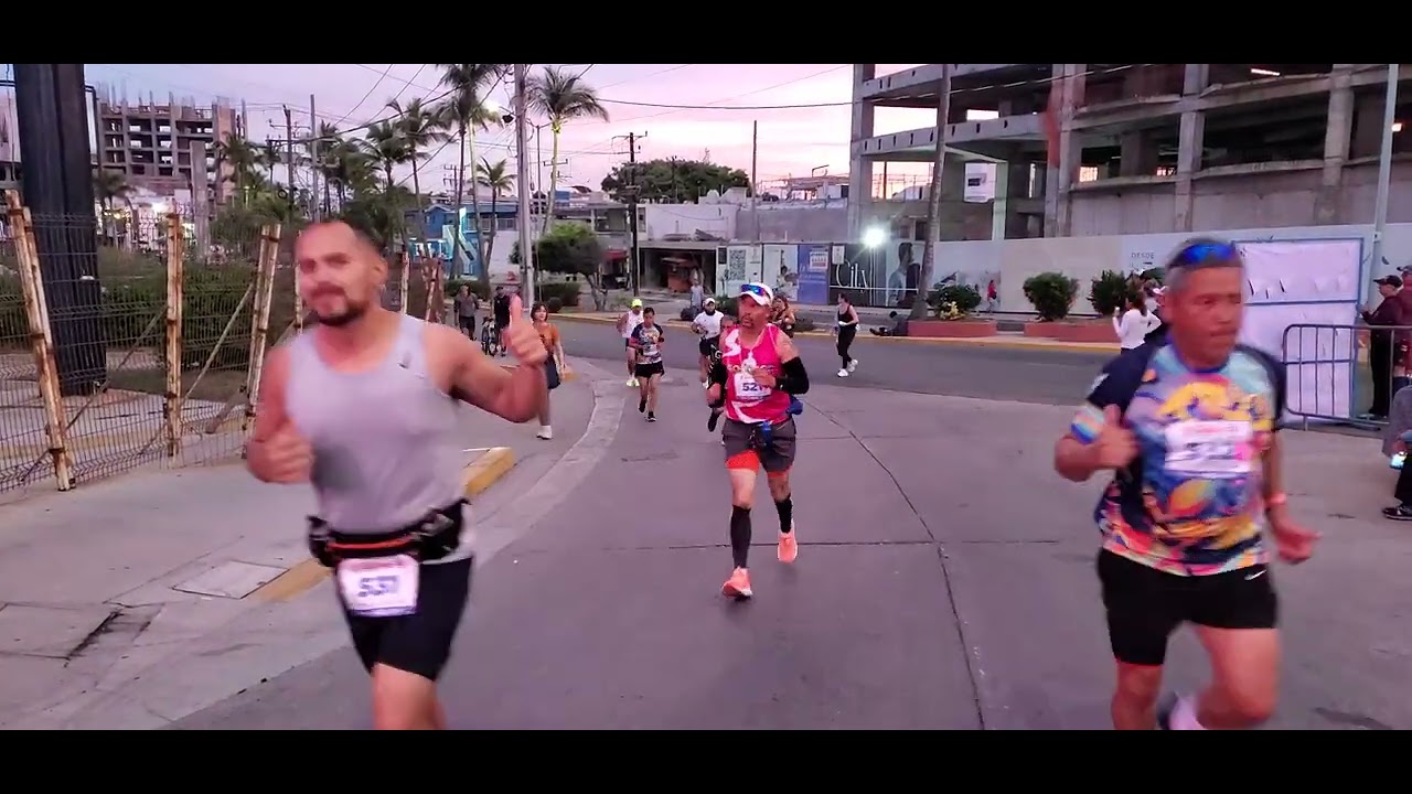Maratón Internacional de Mazatlán Chevron-Venados 2025 Laura Galvan Gana Los 21K 