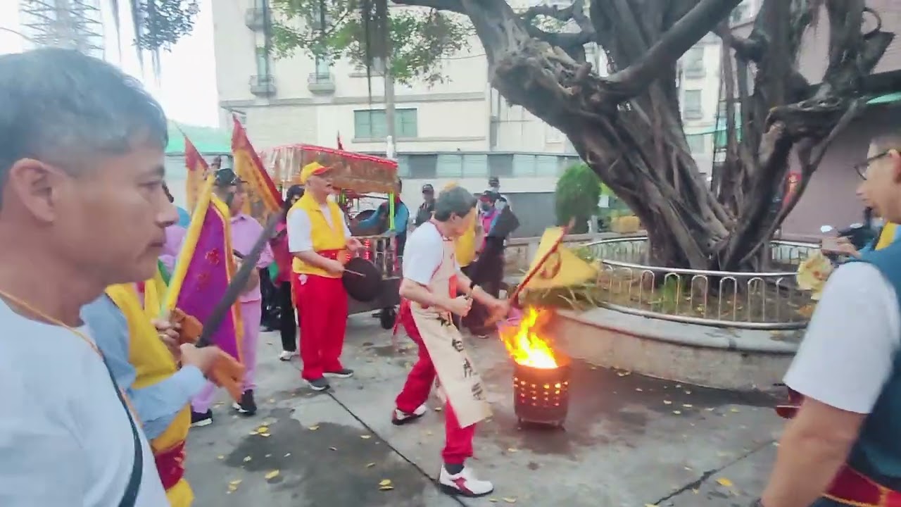 《淡水正興宮》回顧正興宮南境訪聖三天參香祈福114.12.25(農曆十一月初六日)第五站高雄鳥松大華福德宮(主祀：福德正神)發營、起駕。。。感謝陳姵君師姐影像紀錄