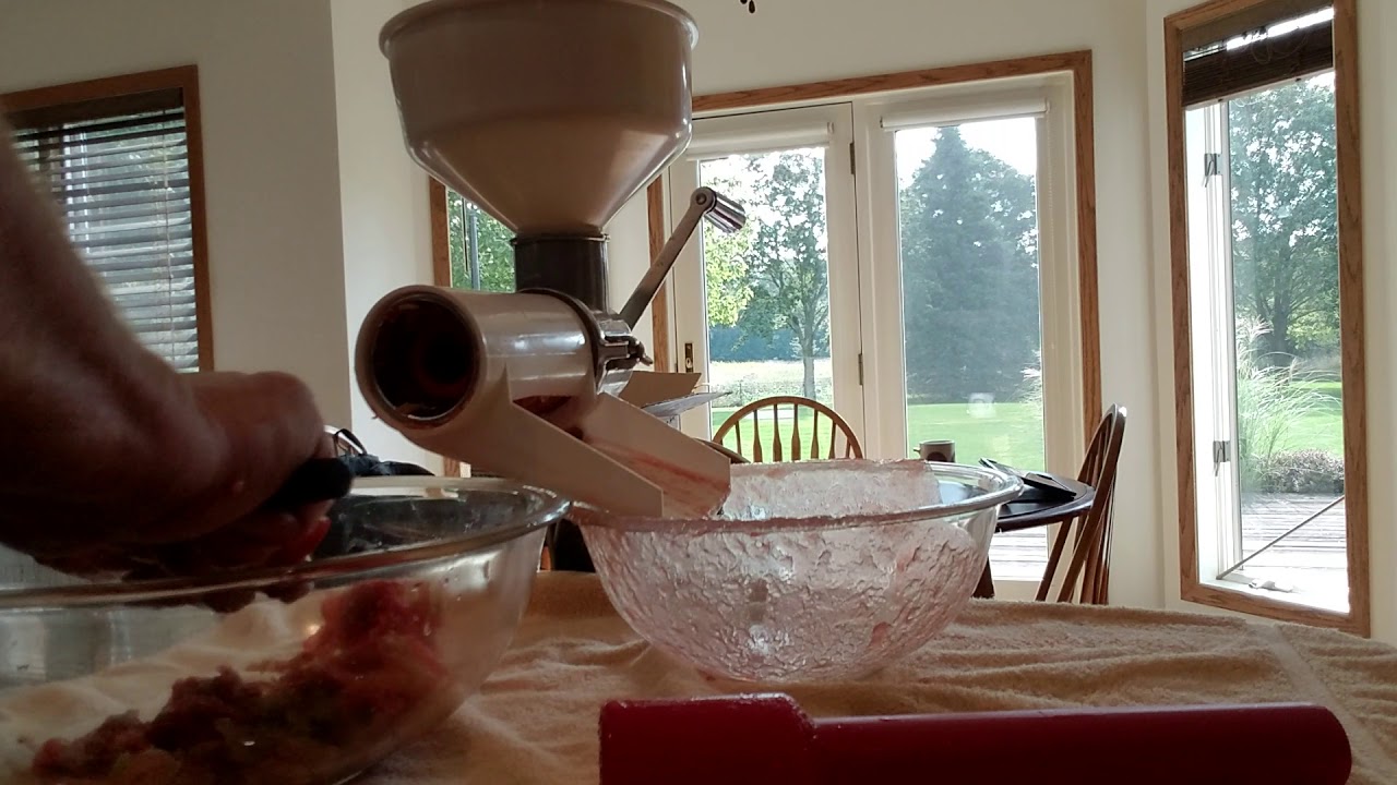 Victorio Strainer Tomatoes 2019