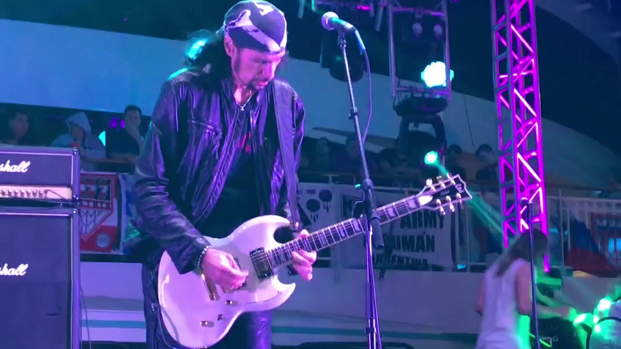Turn on the night Bruce & Bob Kulick Crazy Nights Classic Kiss Kruise 7