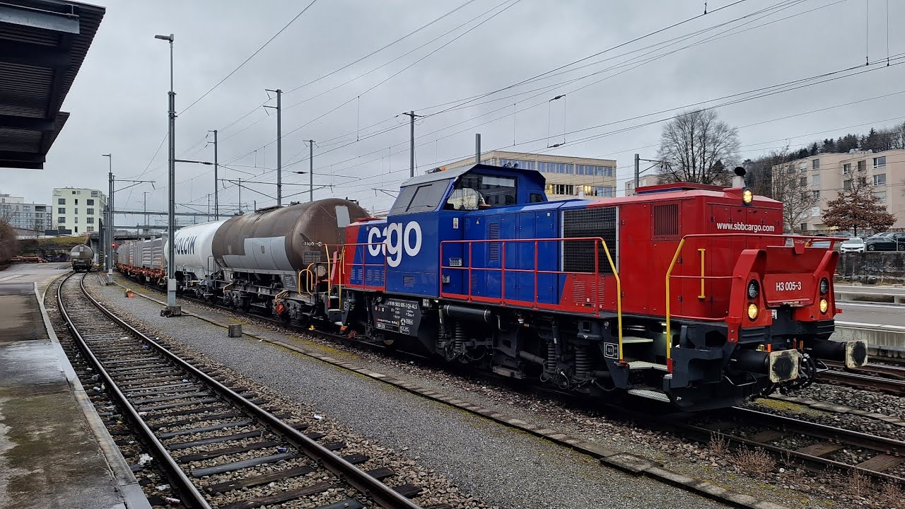 Ifahrt vo de H3 005-3 us Hinwil in Wetzikon