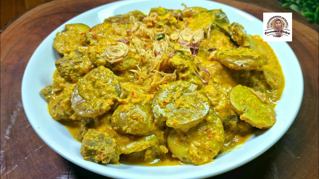 Kalio Jengkol. Kalau Dilanjutin Masaknya jadi Rendang Jengkol.