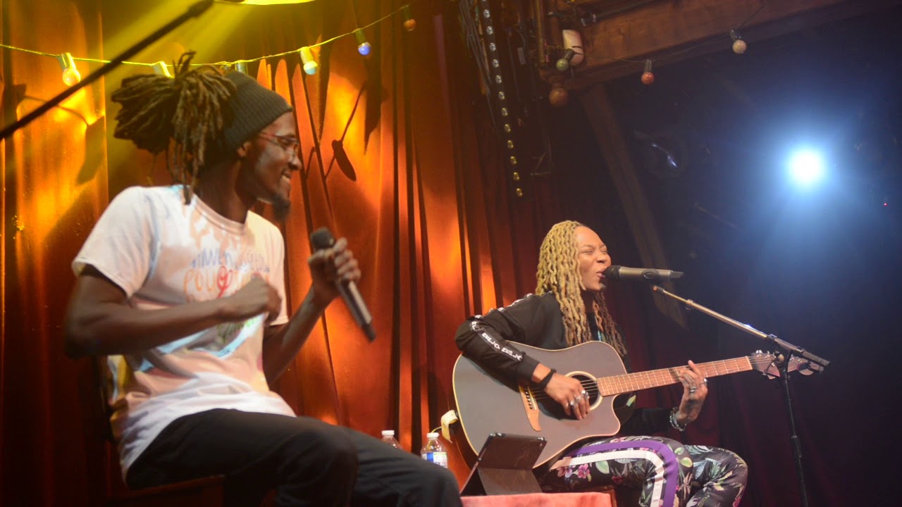 Lycinaïs Jean & E.sy Kennenga medley live au Zèbre de Belleville