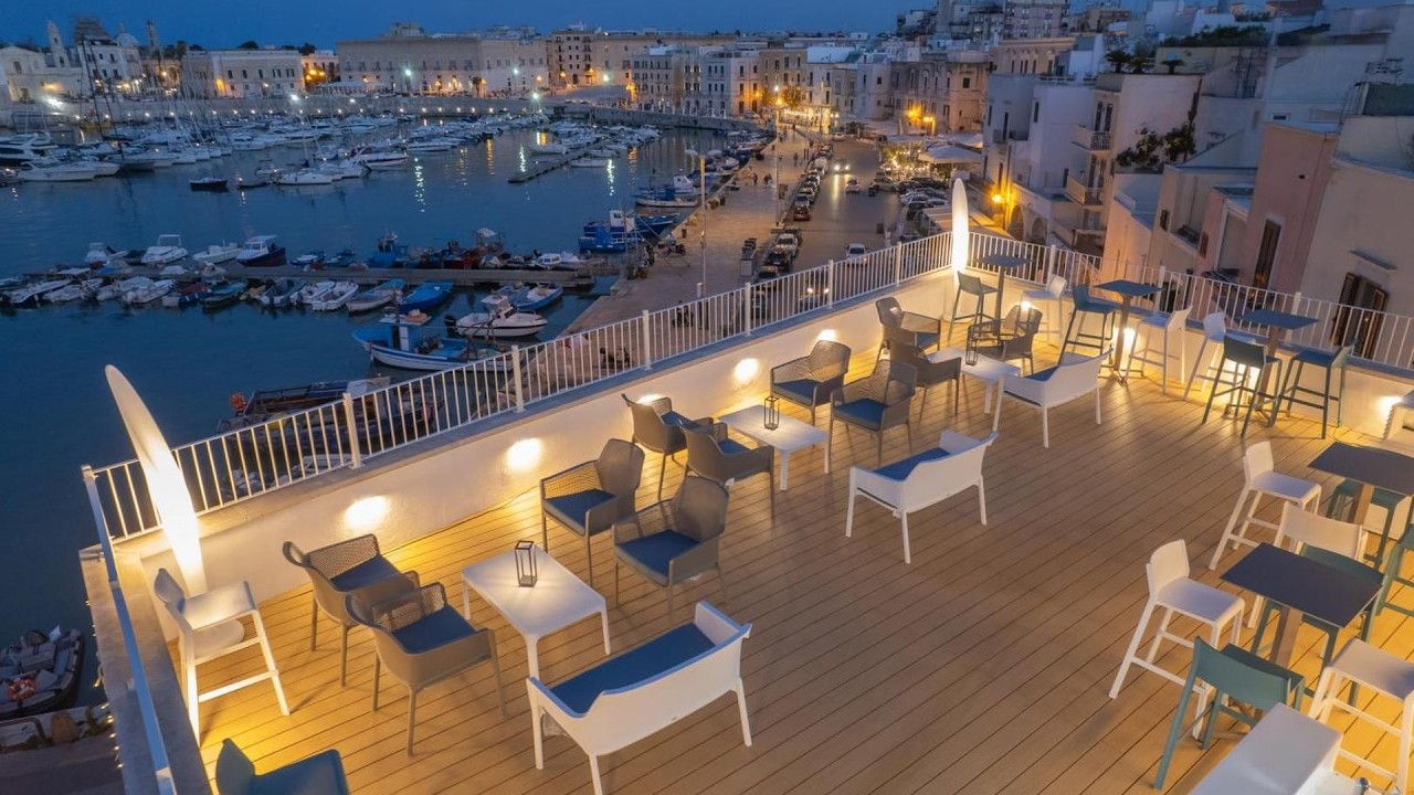 LA BANCHINA LUXURY SUITES | Trani, Italy | Hotel Review 🛏️