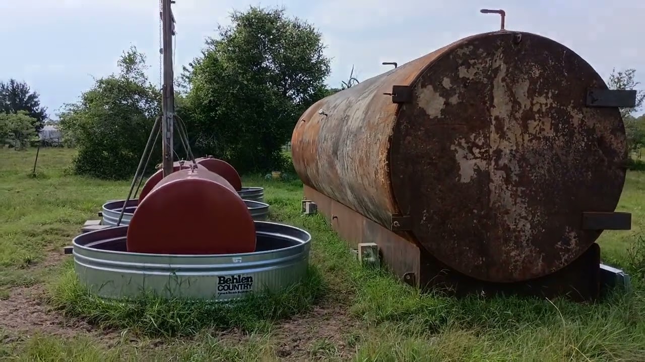 Fuel making equipment from used tires&plastics. Pyrolysis. 20,000 lb batch system.