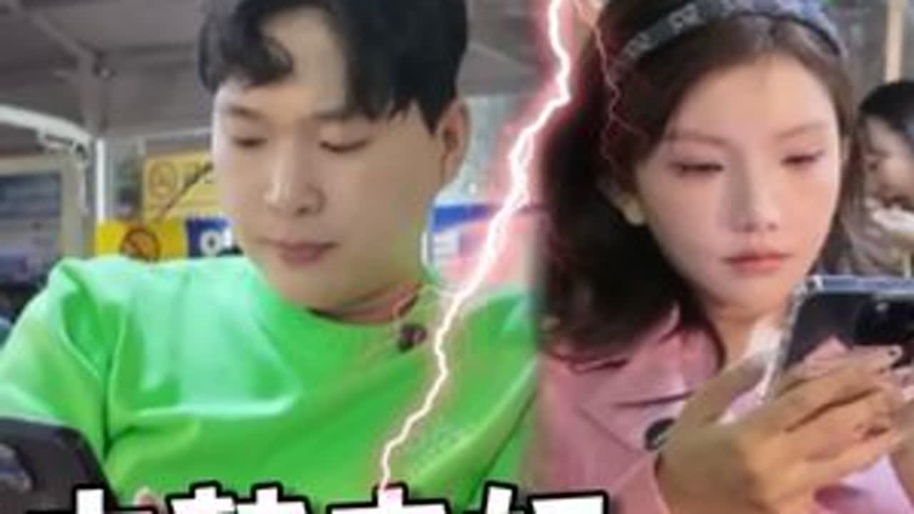 很多姐妹说感觉璐璐现在一直在迎合、隐忍欧巴，爱得很卑微…..与其说迎合，不如说在为这段婚姻和这个家努力。分开是觉得两个人三观不合，问题不解决不沟通，两个人渐行渐远。选择了复合是因为还有爱，还有家...