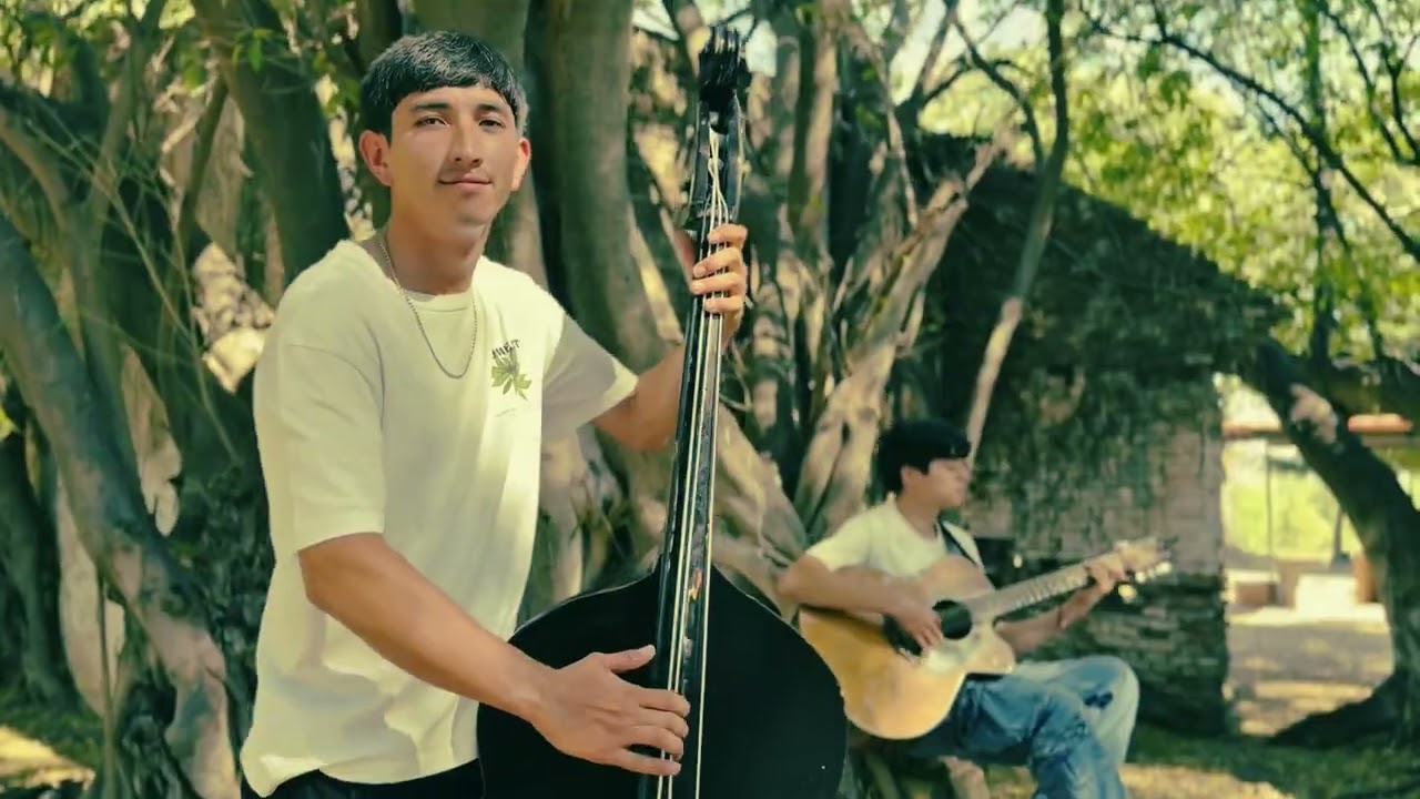 SIENTO - GRUPO VERIFICADO ( VIDEO OFICIAL)