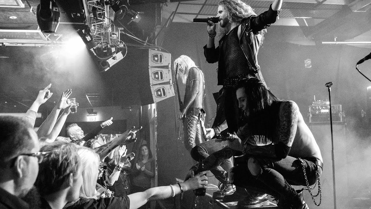 Billion Dollar Babies - Everyone's In Love With A Chemical God - Live in Borlänge (Pro Shot) 2016