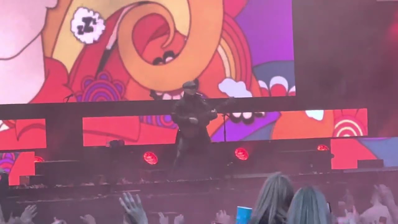 GERRY CINNAMON - INTRO/LULLABY - SINGLETON PARK - SWANSEA - 04.06.22