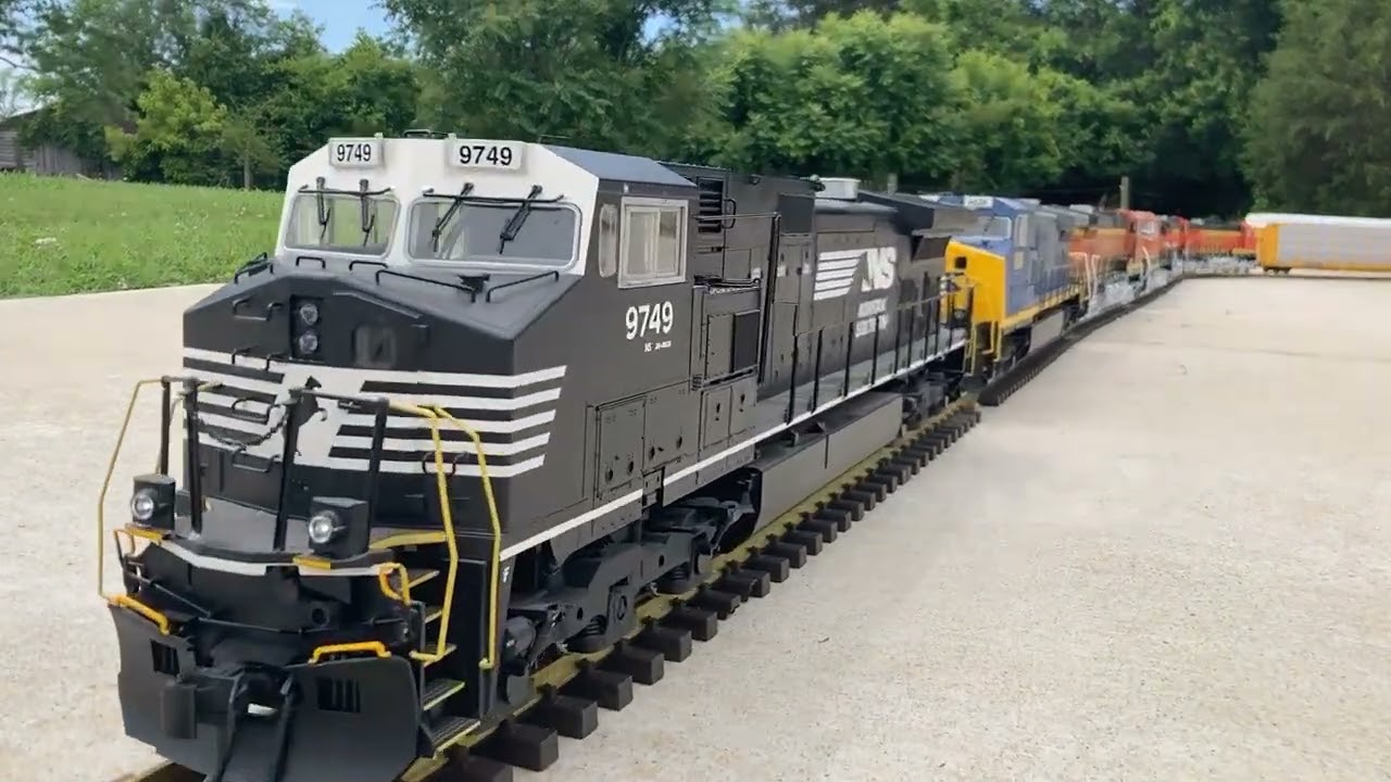 Home G-Scale Train Run With 6 - Dash 9's Pulling 22 Long Mixed Freight Cars 5-27-24