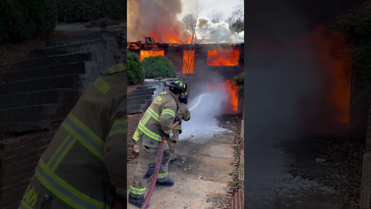 CAFS fire knockdown on a live fire training burn.