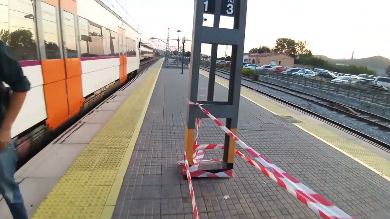 R11 Sant Celoni dir.Cerb&egrave;re 04/10/2023