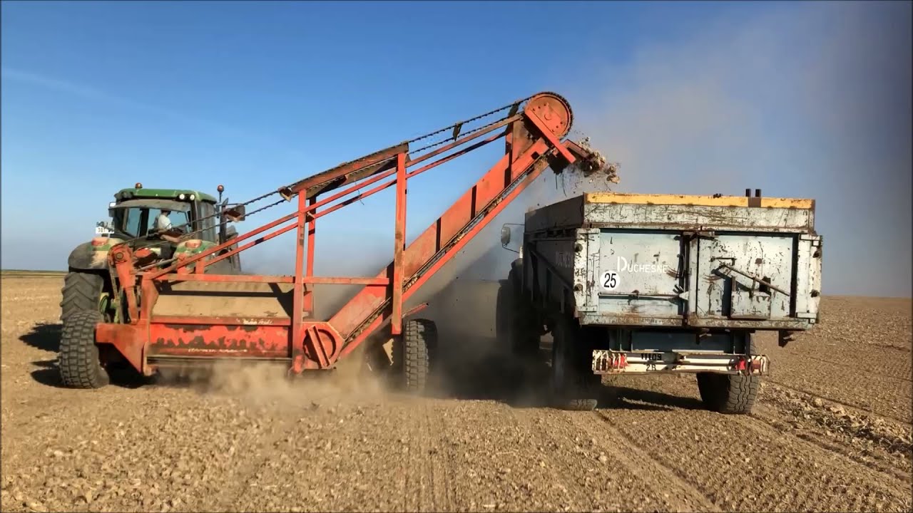Ramasseuse de pierres - Stone picker - rock picker - stone remover - épierrage - ramassage pierres