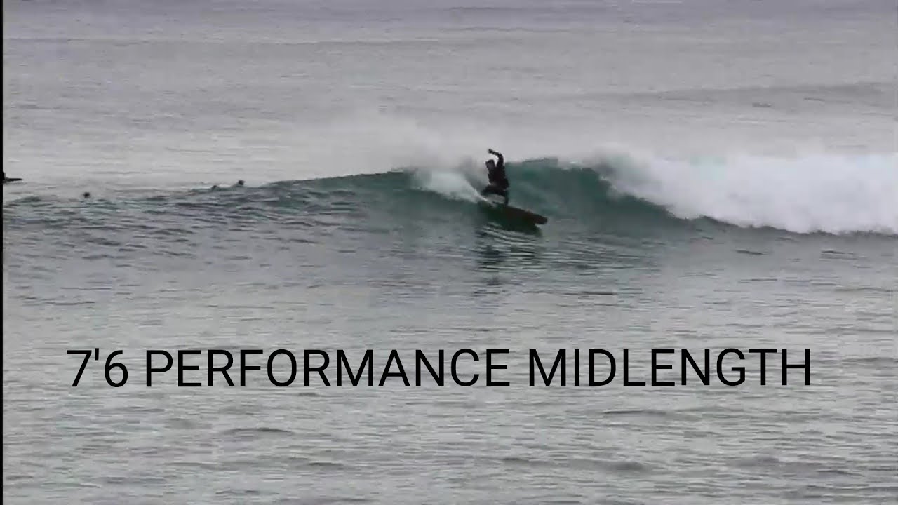 7'6 PERFORMANCE MIDLENGTH - FUNBOARD SURFING