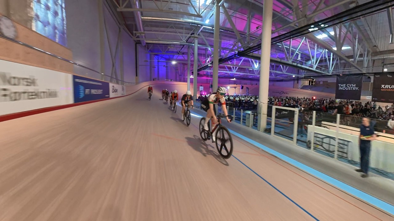Jentesamling og RUN løpefestival - velodromen i Asker Arena