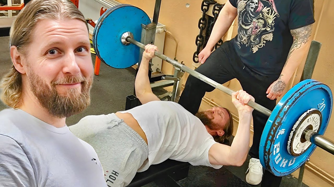 PEKKA KOKEILEE MAKSIMIN PENKISTÄ