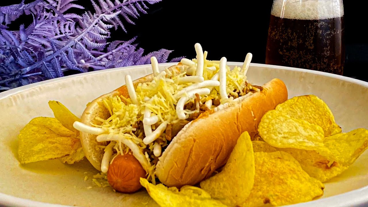 HOT DOG GOURMET. Perrito caliente extra grande.