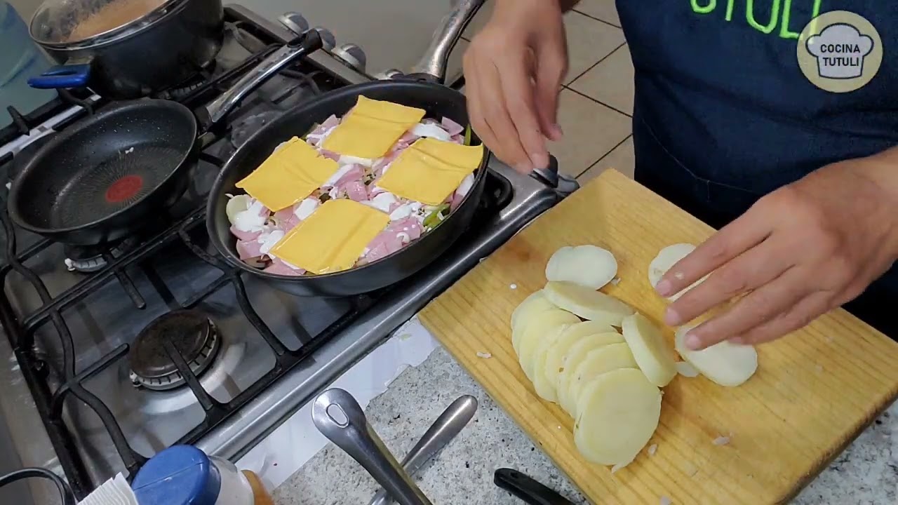 Papas gratinadas.a la sarten .🥔🧀🧅🍶| Cocina tutuli.