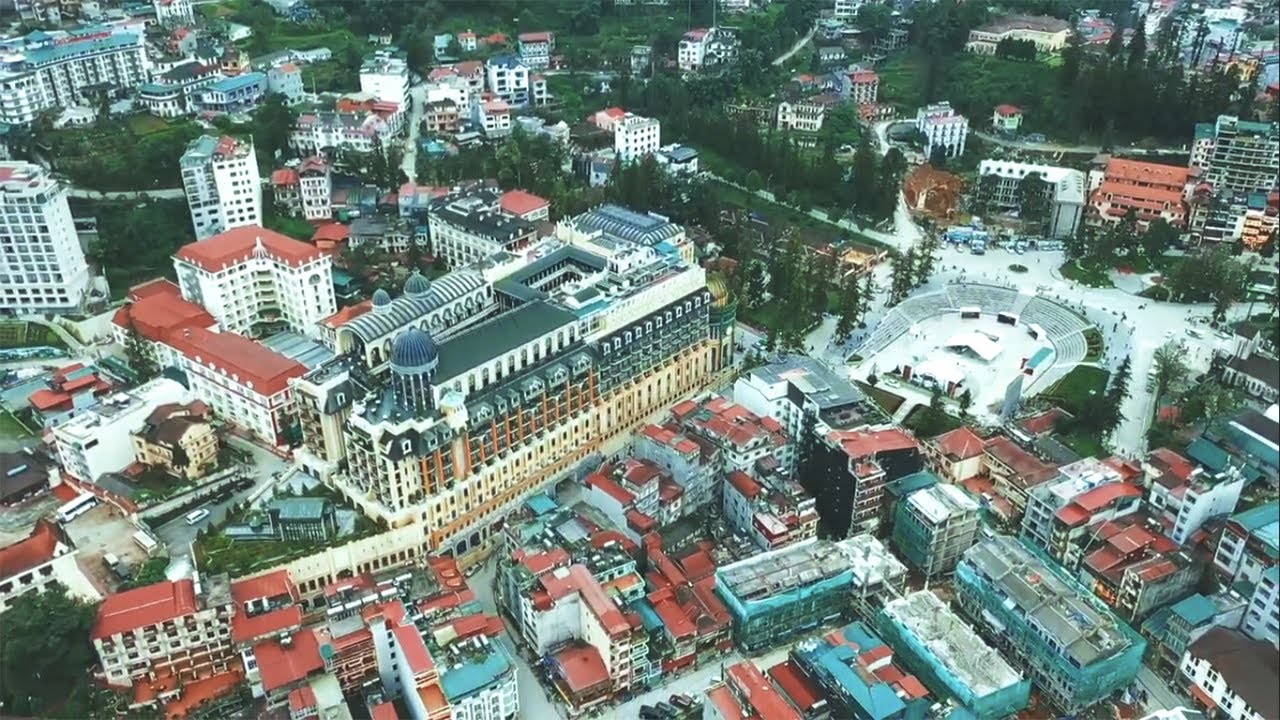 Thị trấn Sapa (Flycam) - Checkin Việt Nam