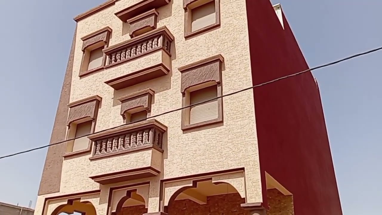 بقعه ارضيه.160م جات على شاطئ تيتر ثمن 36 مليون الصويريه القديمه اقليم اسفي 0630184239