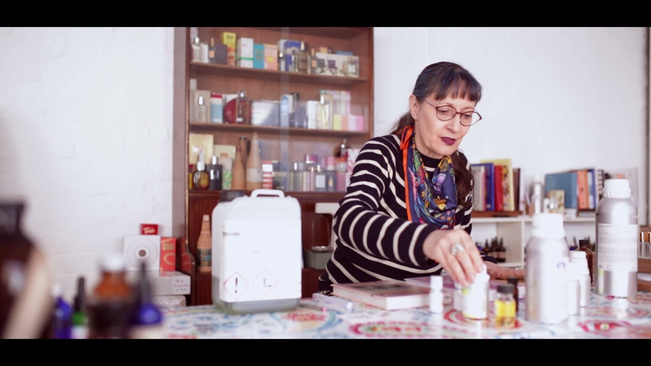 Making Perfume: WHY WE USE BASES