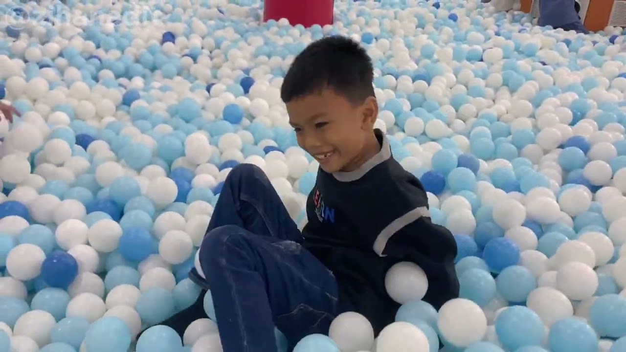 BERMAIN DI KIDZILLA MALL SKA PEKANBARU
