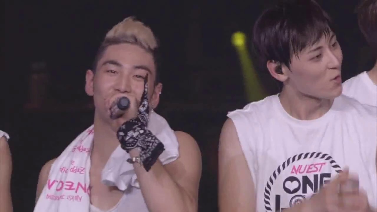 NU'EST 뉴이스트 Japan Tour 2014～One L O Λ E～Tokyo Final - Hey, Love